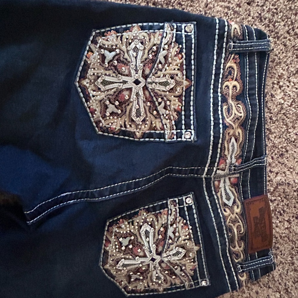 True Religion Westfield eagle Blue Straight Leg Jeans bedazzled